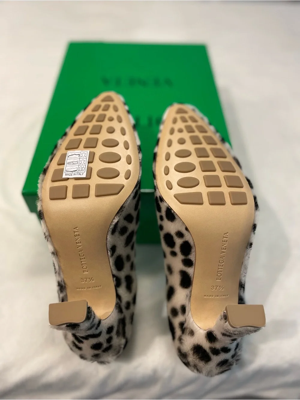 Bottega Veneta Sofia Lamb Hair Pump in Jaguar Print 37.5 New in Box